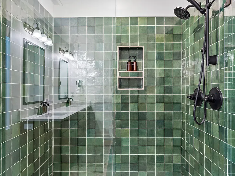 690 S Edge Ln — Photo 47