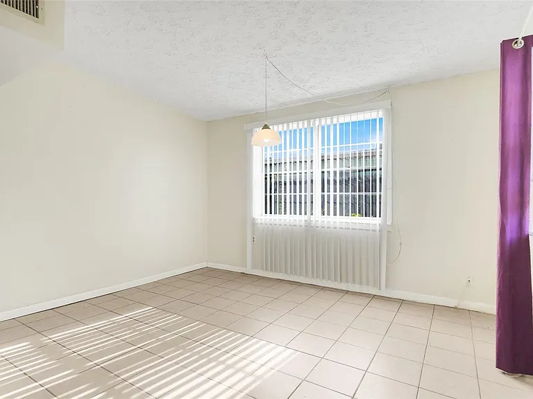 107 Garrison Dr — Photo 8