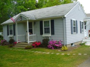 8 Fern Ave, East Sandwich, MA 02537