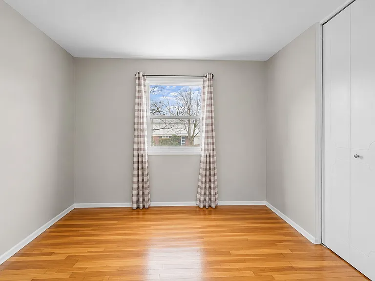 3404 S 127th Ave — Photo 12