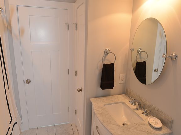 Downstairs full bath 