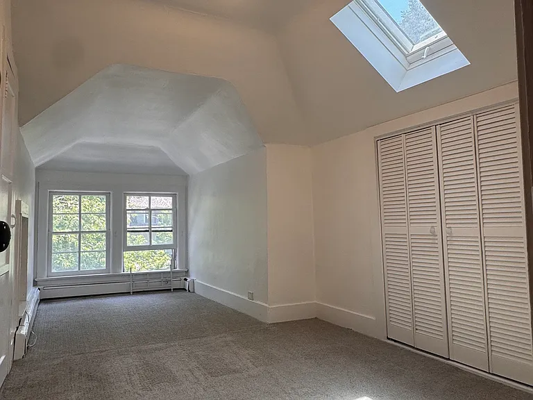 1331 N Franklin St #F — Photo 5