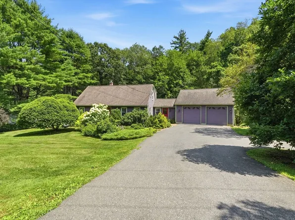 590 Middle St, Amherst, MA 01002