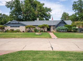 1527 Holliday Dr, Norman, OK 73069
