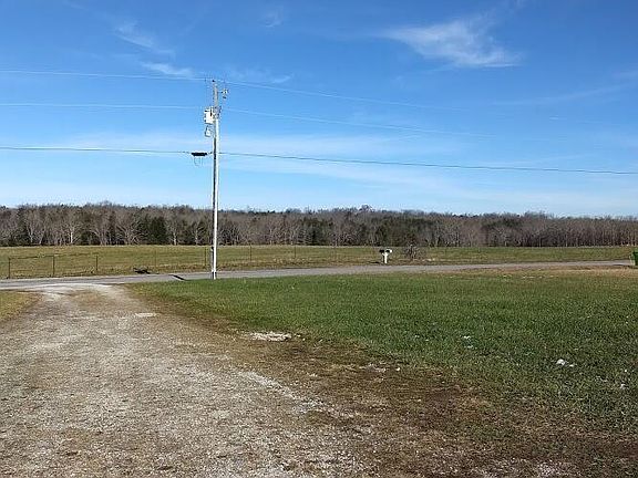 2nd image of 2431 Ryan Rd