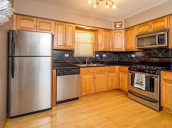 3rd image of 7909 W Cressett Dr
