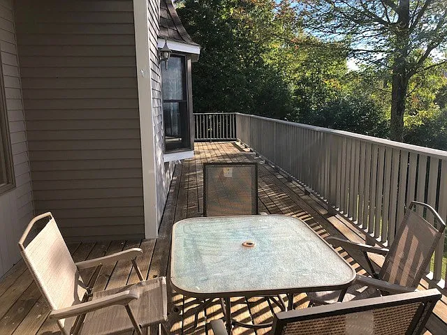 306 Rollins Rd — Photo 22
