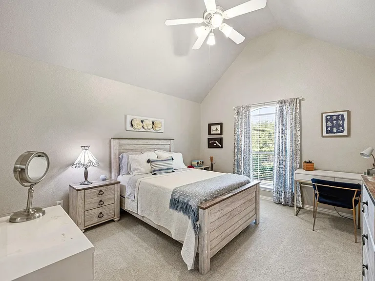4750 Haverford Dr — Photo 9