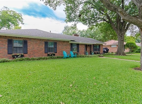 2nd image of 809 Northlake Dr