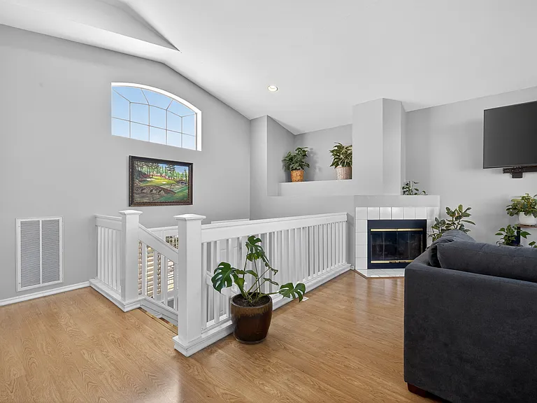 2133 Fairfax Pl — Photo 11