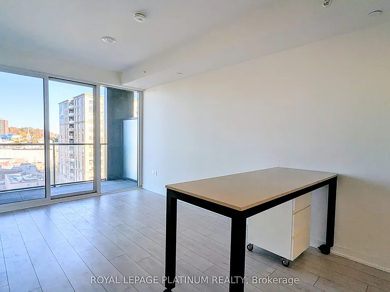 39 Mary St #806 — Photo 5