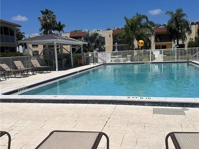 12515 McGregor Blvd #104 — Photo 28