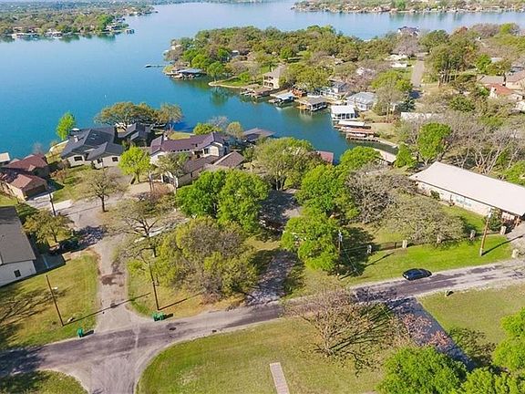 3rd image of 500 Flamingo Cir