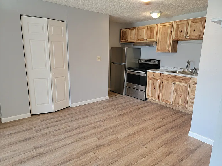 177 E Loudon Rd #1 — Photo 2