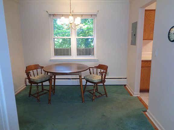 3rd image of 59 Roseland Avenue #29