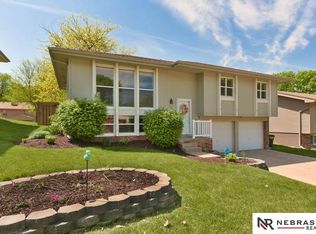 13519 Edna St, Omaha, NE 68138