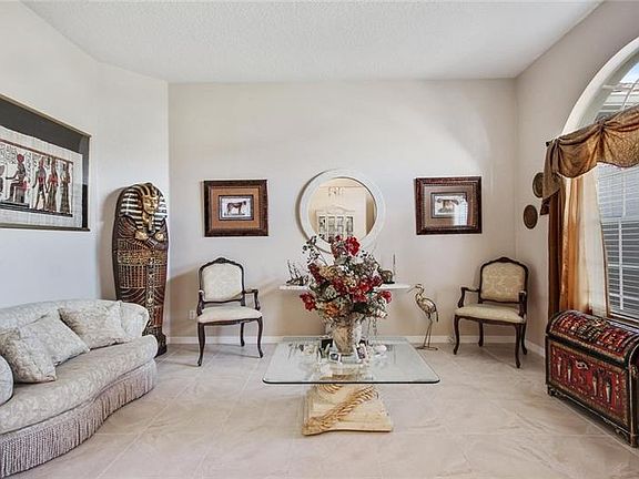 4th image of 18050 Thornhill Grand Cir