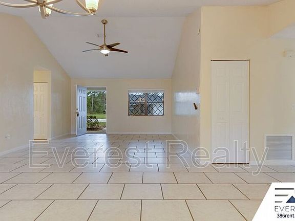4th image of 26 Bronson Ln
