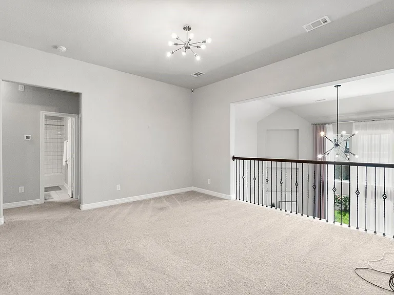 2840 Jehlon Ln — Photo 32