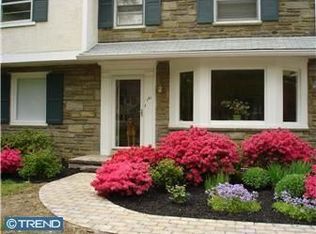 101 Old Forest Rd, Wynnewood, PA 19096