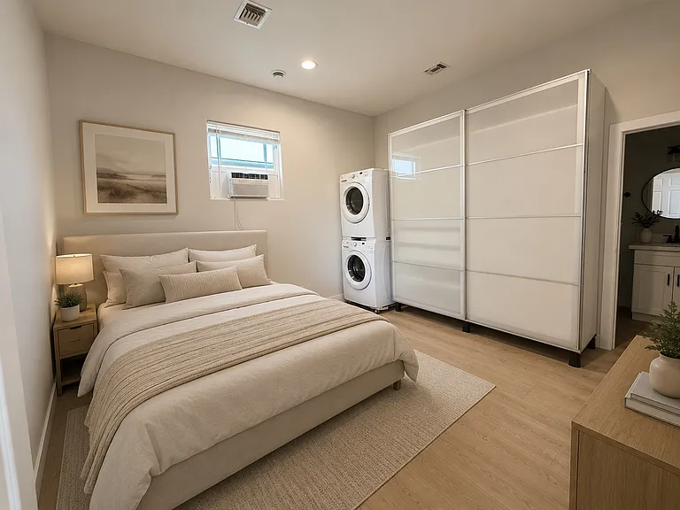 6179 Bluegrass Ave #B — Photo 4