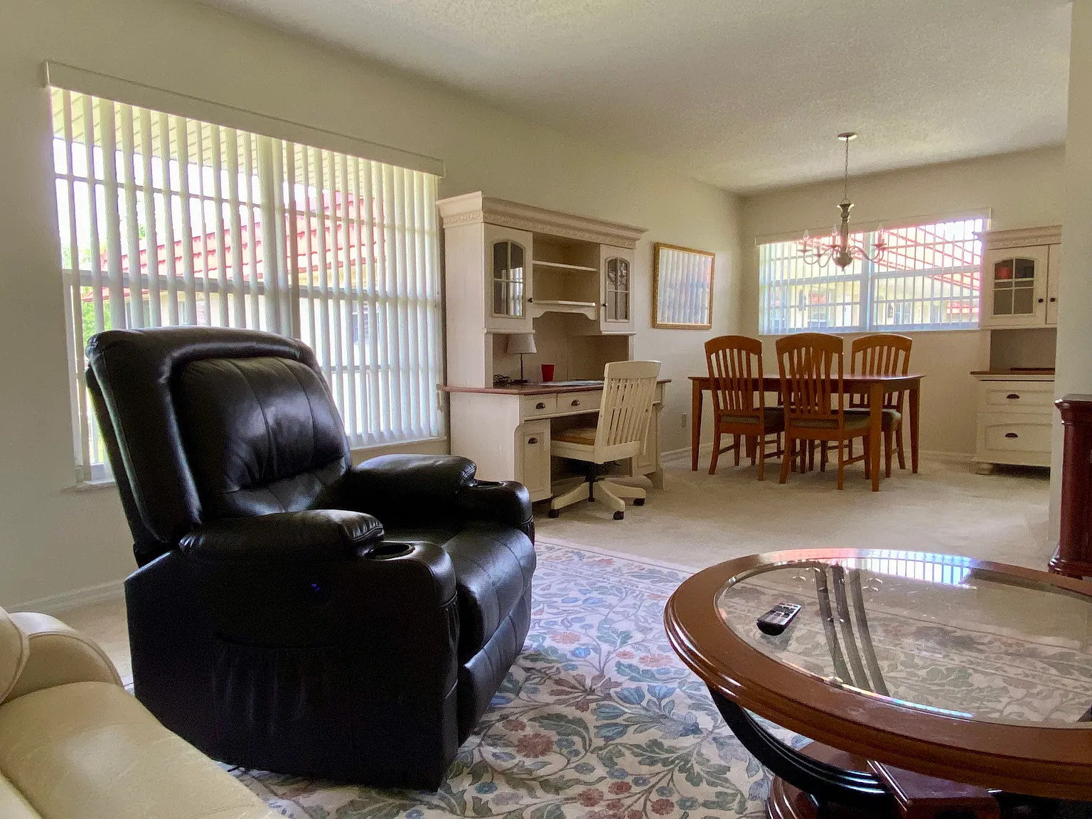 36 Pine Arbor Ln — Photo 4