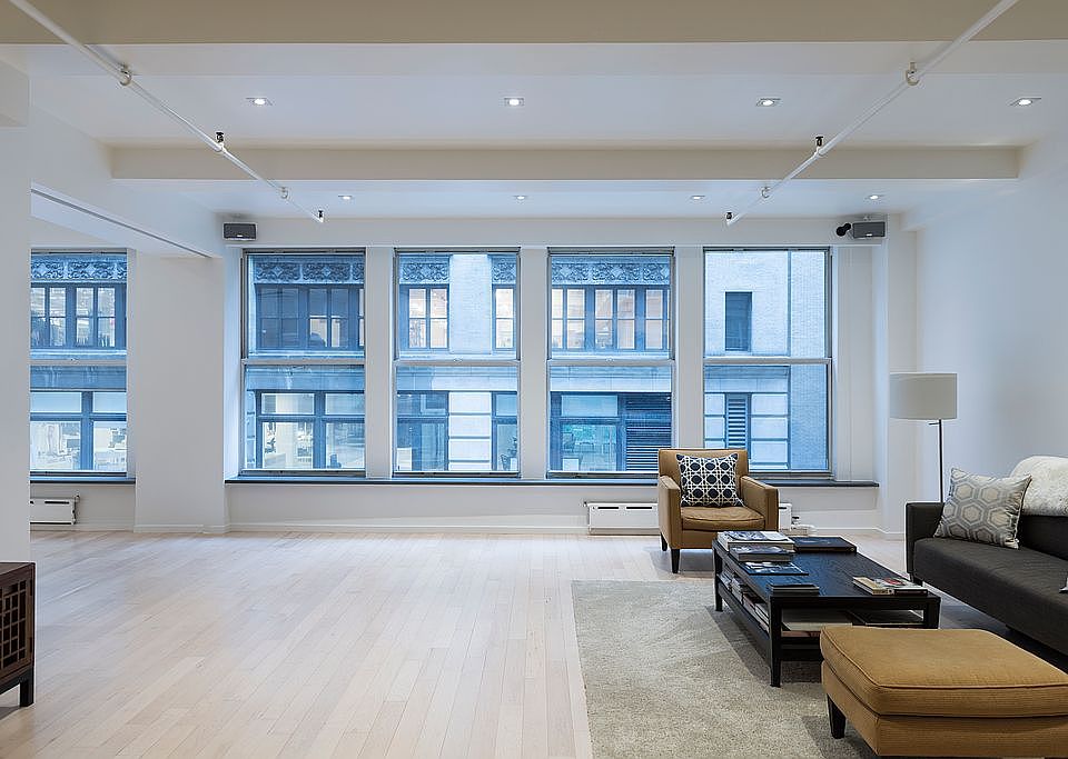 1st image of 150 W 26th St APT 301