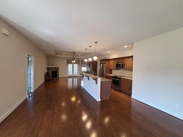 520 Cornerstone St — Photo 4