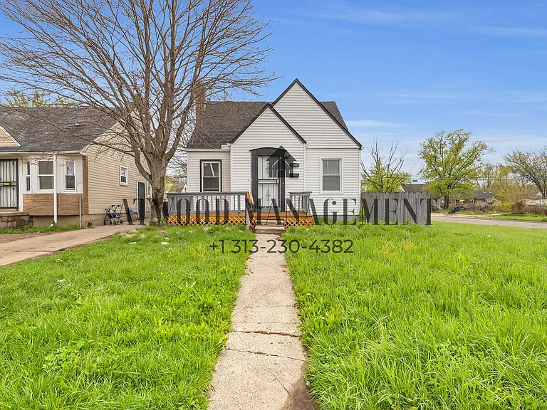 15909 Maddelein St — Photo 1