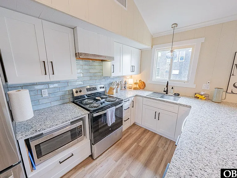 46105 Cape Point Way — Photo 20