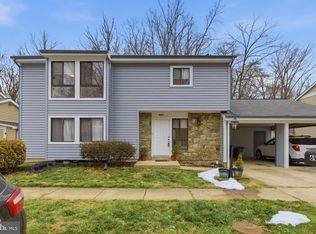6921 Deer Run Dr, Alexandria, VA 22306