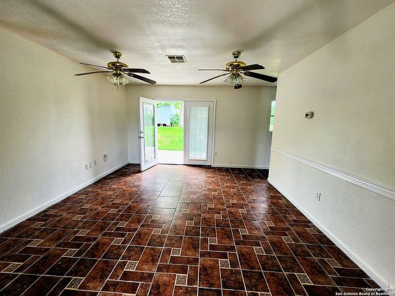 3rd image of 6014 MILLBANK DR