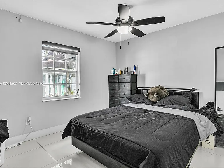 13231 SW 68th St — Photo 13