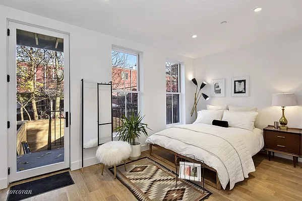 Sold by Corcoran | media 6