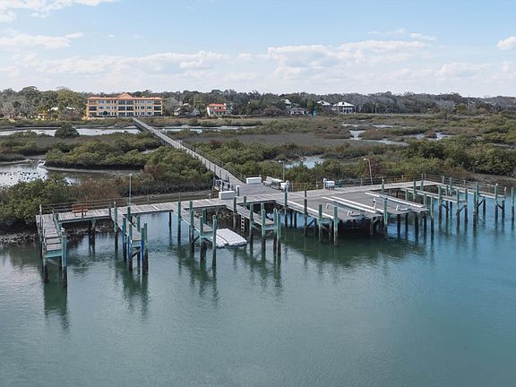 2nd image of 1 Radio Rd Unit 202