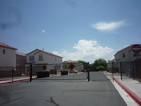 2nd image of 3215 Sunrise Cove Ave