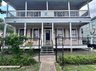 1910 Avenue N, Galveston, TX 77550