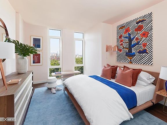 3rd image of 120 Nassau St APT 28B