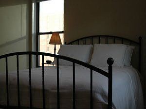 2nd image of 1140 N La Salle Dr APT 817