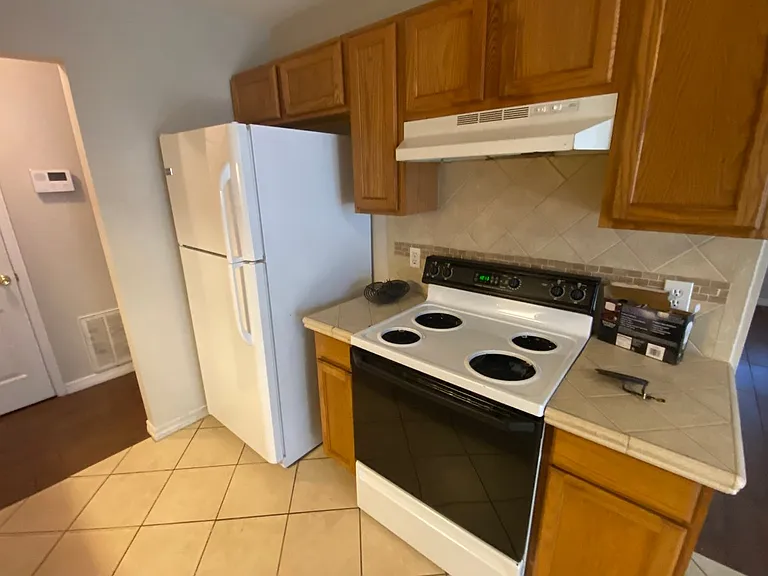 113 Oakhill Ave — Photo 5
