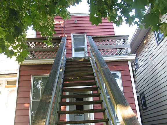 366 main strett denver back stairs to second level_06272014
