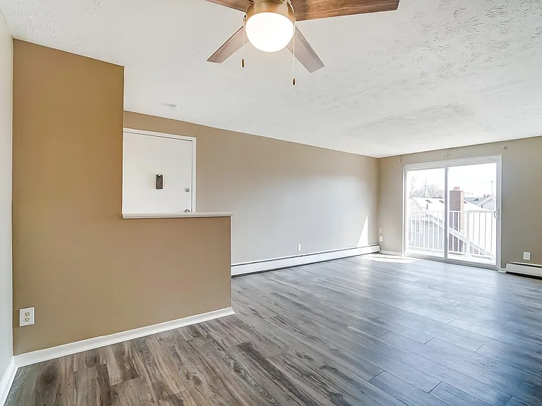 4431 W 8th St — Photo 16