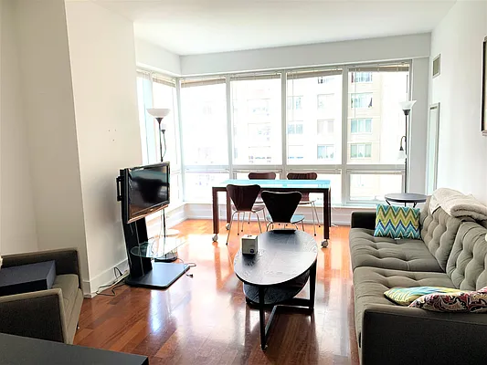 Rented by Home Ambassadors | media 8