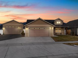 8265 W Splitrail Ave, Rathdrum, ID 83858