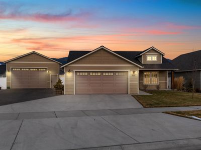 8265 W Splitrail Ave, Rathdrum, ID, 83858