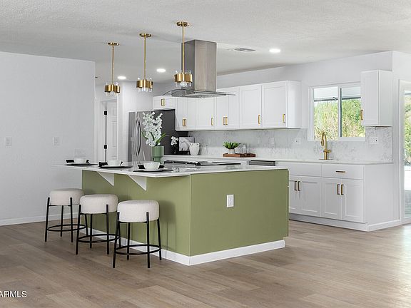 4th image of 13138 W SEVILLE Drive