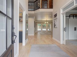 2601 Stratton Dr, Edmond, OK 73013