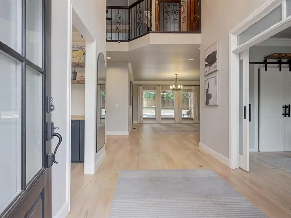 2601 Stratton Dr, Edmond, OK 73013