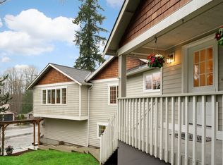 20007 68th Ave NE, Kenmore, WA 98028