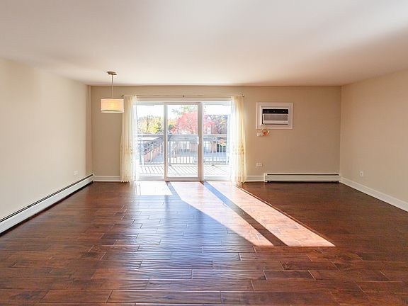 3rd image of 4224 Saratoga Ave APT J315